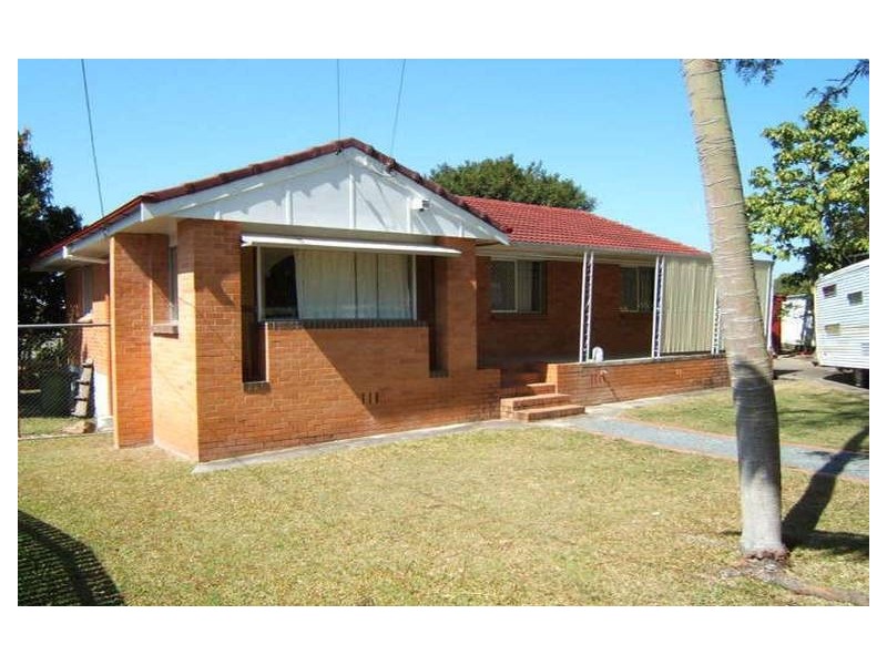 8 Dawson Street, Woodridge QLD 4114