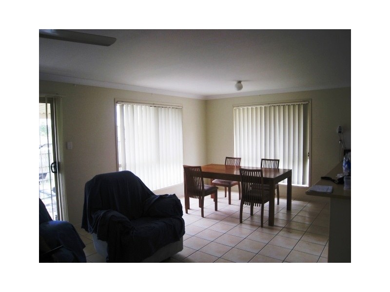 17 Robur Street, Marsden QLD 4132