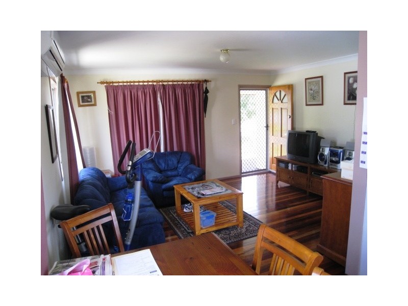 4 Kingston Court, Kingston QLD 4114