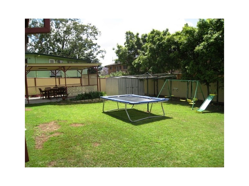 4 Kingston Court, Kingston QLD 4114