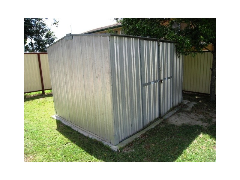 4 Kingston Court, Kingston QLD 4114