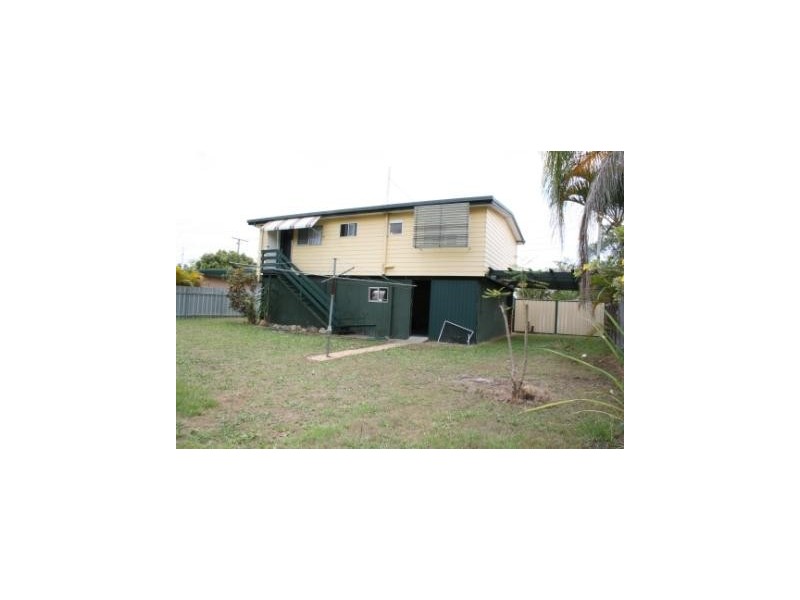 7  Garnett Street, Kingston QLD 4114