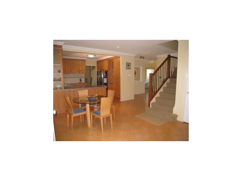 98  Stiller Drive, Kuraby QLD 4112