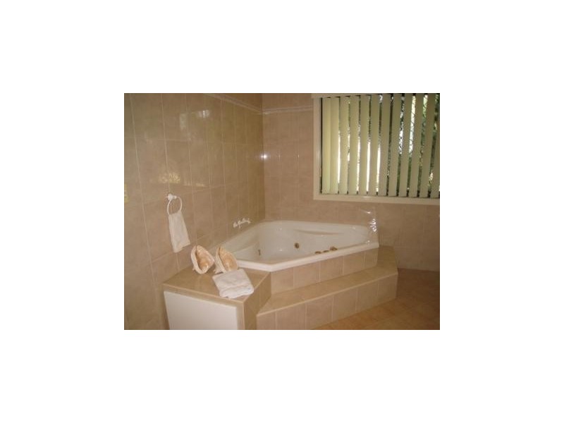 98  Stiller Drive, Kuraby QLD 4112