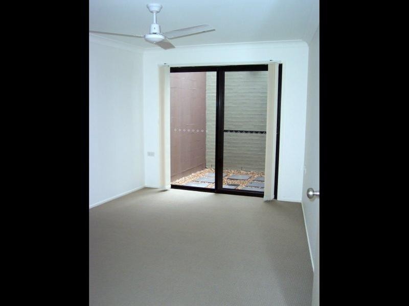 24B  Westgate Avenue, Springwood QLD 4127
