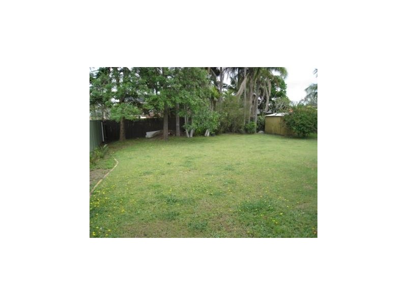 8   Caloola Drive, Springwood QLD 4127