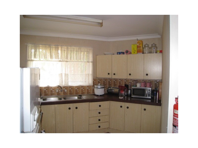 6/18 Defiance Road, Logan Central QLD 4114