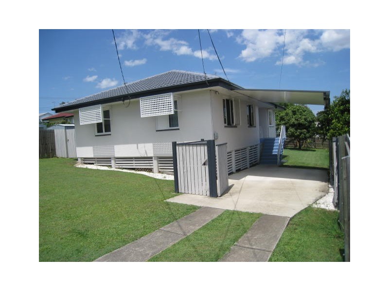 16 Madison Street, Woodridge QLD 4114