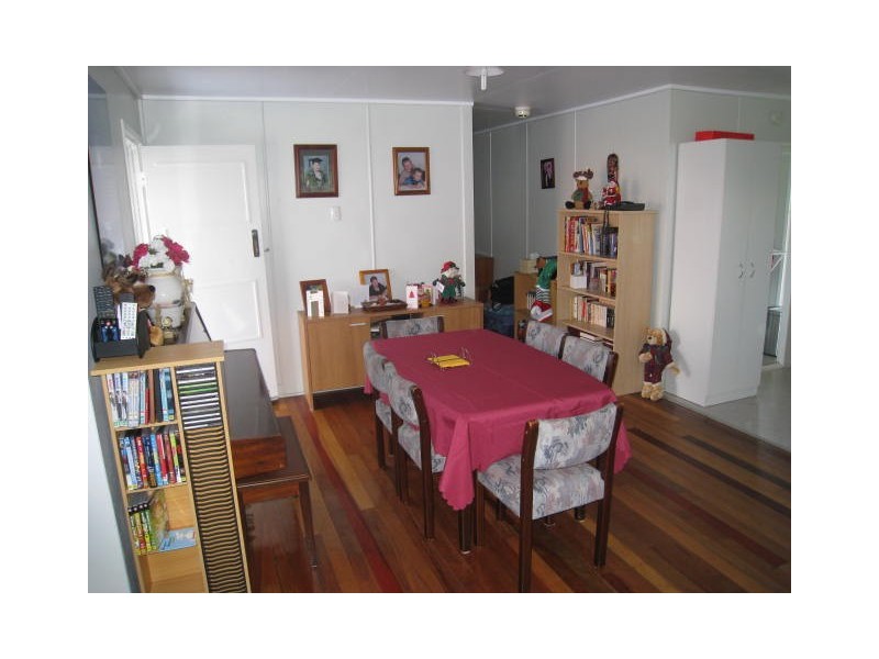 16 Madison Street, Woodridge QLD 4114
