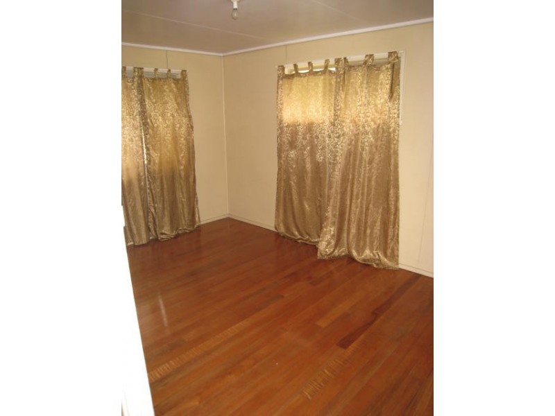 12 Beatty Street, Loganlea QLD 4131