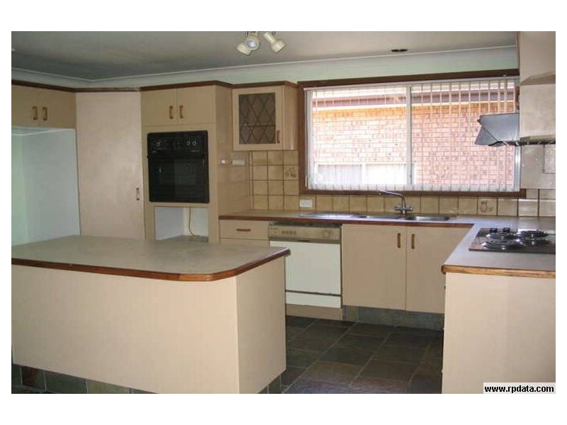 12 Smallwood Close, Mcgraths Hill NSW 2756