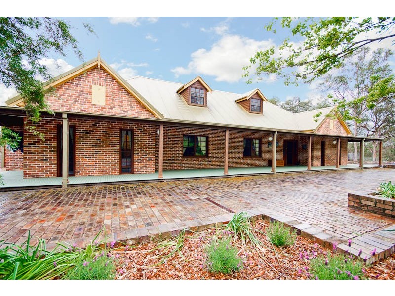 131 Mitchells Road, Sackville North NSW 2756