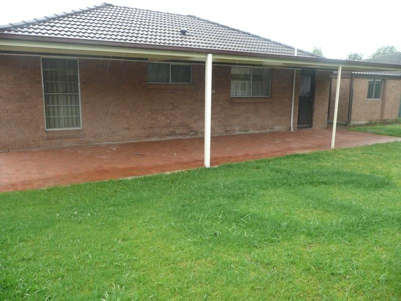 7 Scarvell Place, Mcgraths Hill NSW 2756