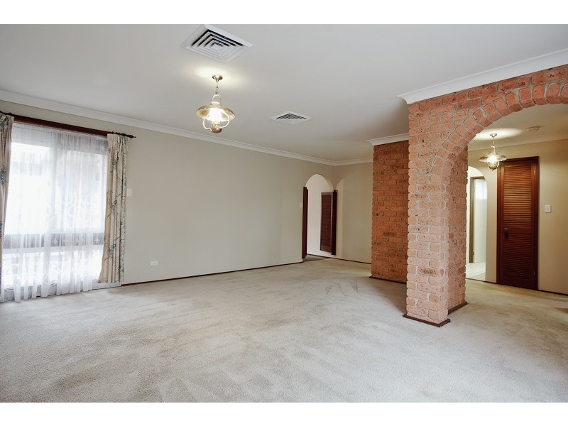 Mcgraths Hill NSW 2756