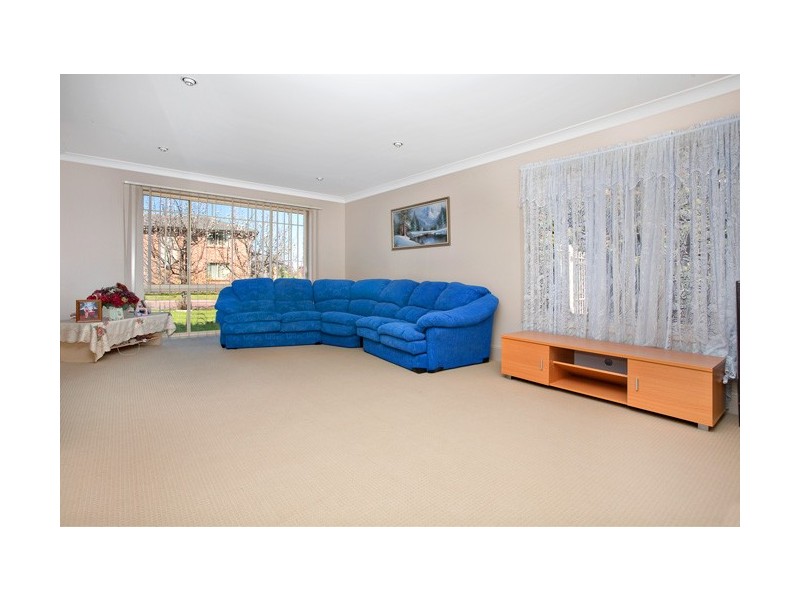 20 Tollhouse Way, Windsor NSW 2756