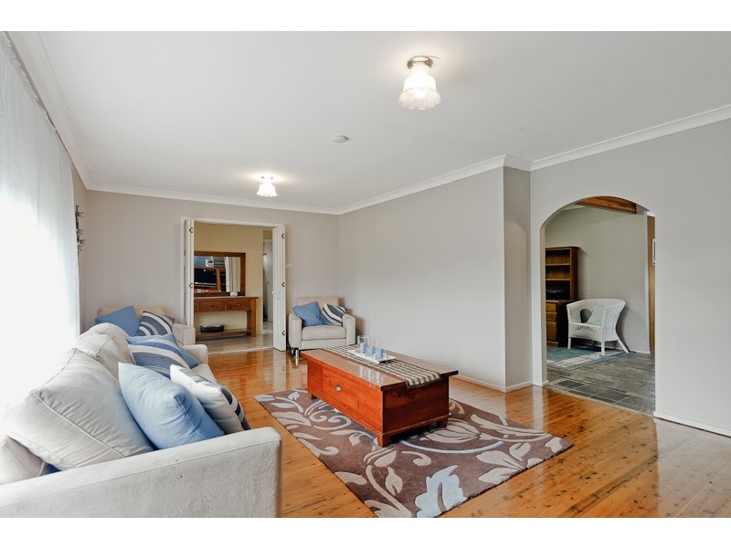 14 Andrew Thompson Drive, Mcgraths Hill NSW 2756