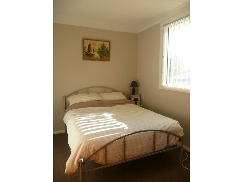 2/63 Mullinger Lane, South Windsor NSW 2756