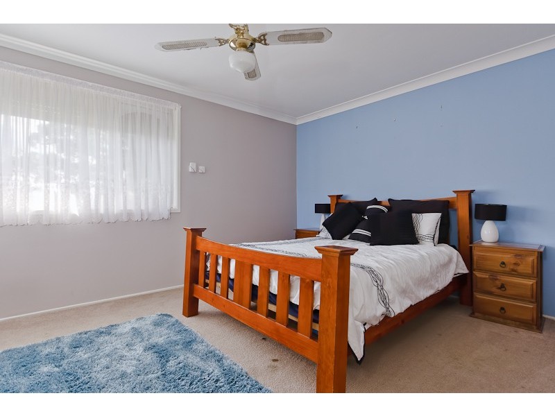 14 Andrew Thompson Drive, Mcgraths Hill NSW 2756