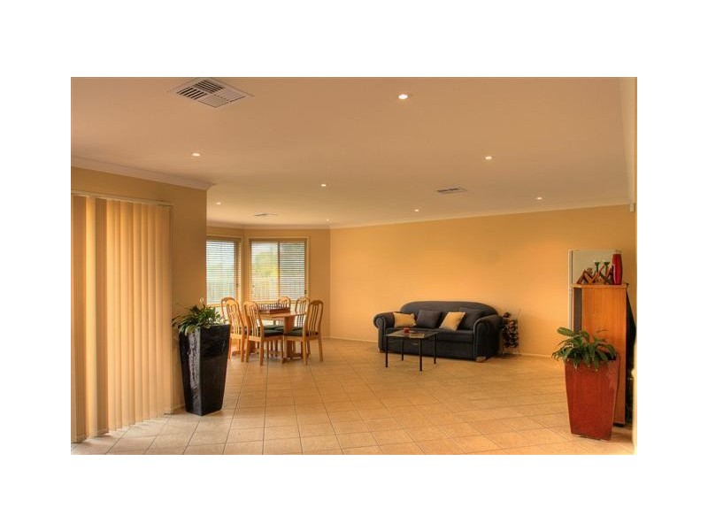 Mcgraths Hill NSW 2756