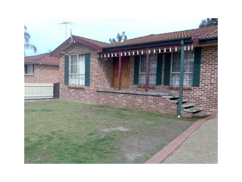 8  Wolseley Road, Mcgraths Hill NSW 2756