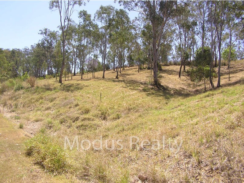 35 Winrock Street, Brookfield QLD 4069