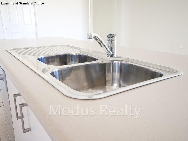 35 Winrock Street, Brookfield QLD 4069