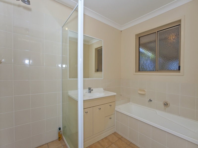 27 Double Jump Road, Redland Bay QLD 4165