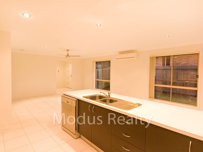 Unit 1 36 Armani Avenue, Pimpama QLD 4209