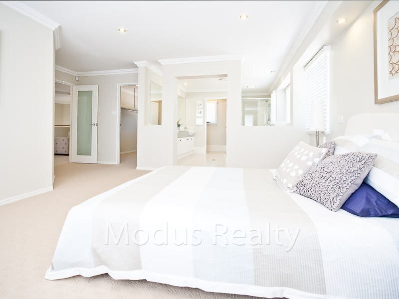 Bridgeman Downs QLD 4035