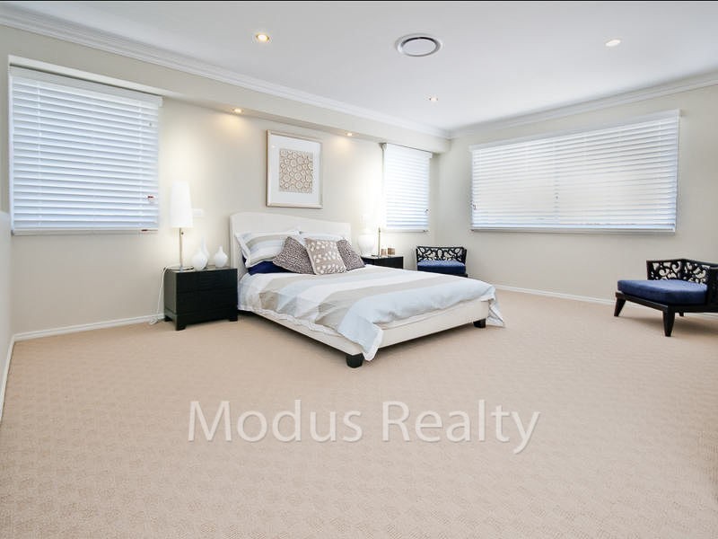 Bridgeman Downs QLD 4035