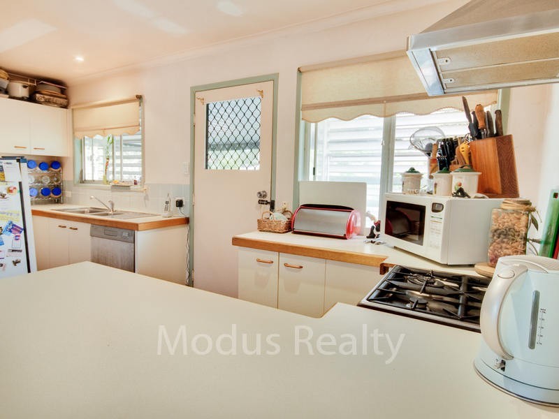 9 Shane Street, Shailer Park QLD 4128