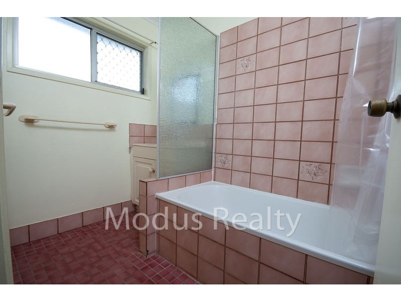7 Petunia Court, Eagleby QLD 4207