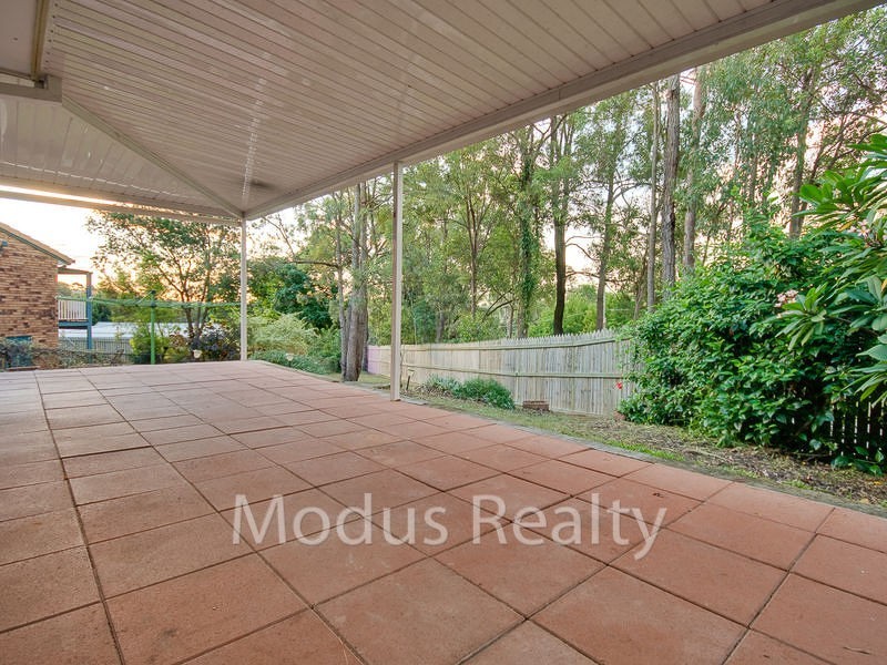 7 Petunia Court, Eagleby QLD 4207