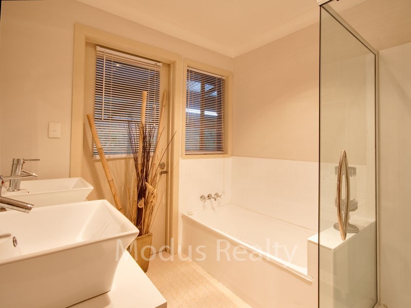 124 Pendennis Road, Tamborine QLD 4270