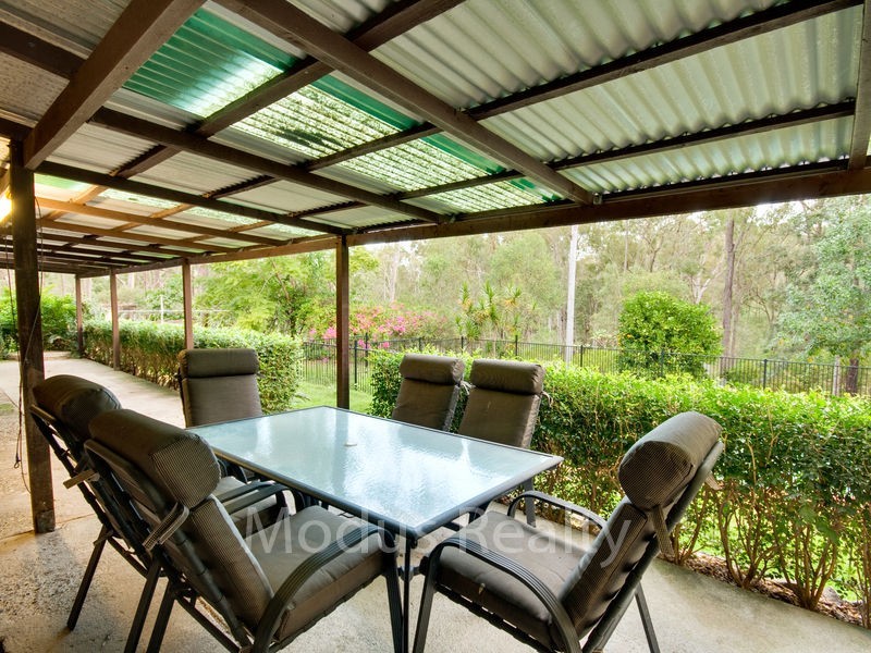 124 Pendennis Road, Tamborine QLD 4270