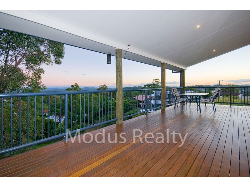 31 Jasmine Crescent, Shailer Park QLD 4128
