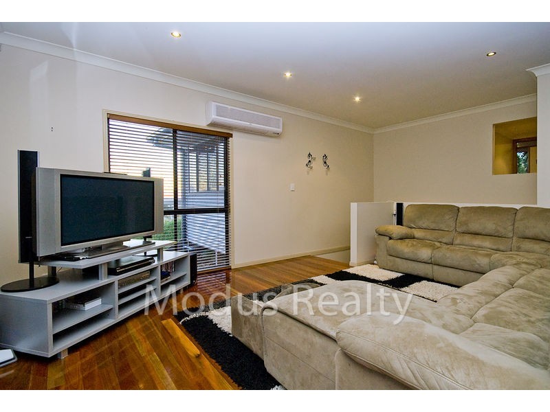 31 Jasmine Crescent, Shailer Park QLD 4128