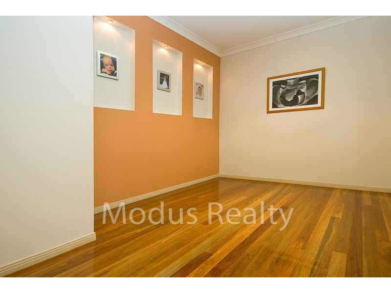 31 Jasmine Crescent, Shailer Park QLD 4128