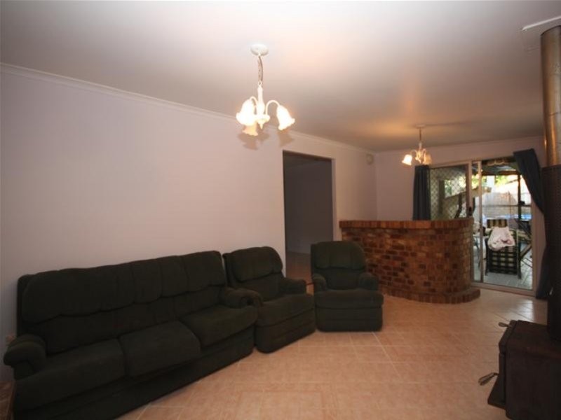 24 Cowper Avenue, Eagleby QLD 4207