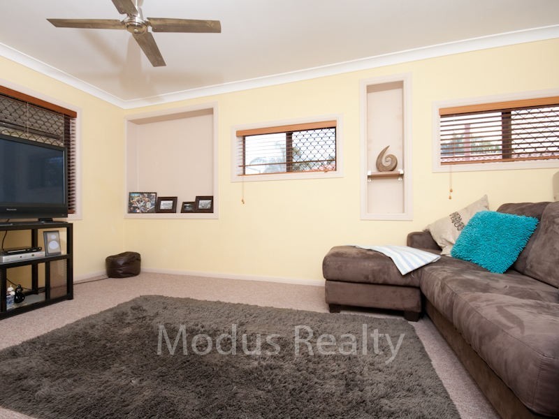 20 Westmoreland Boulevard, Springwood QLD 4127