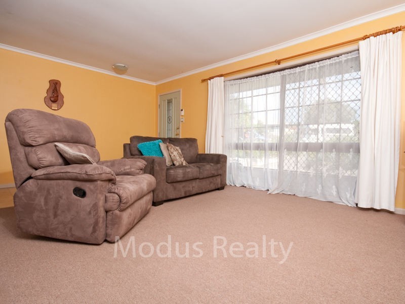 20 Westmoreland Boulevard, Springwood QLD 4127