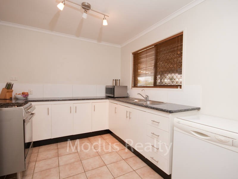 2 Stormbridge Court, Daisy Hill QLD 4127
