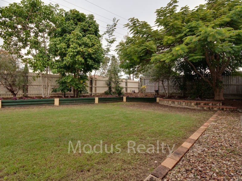 2 Stormbridge Court, Daisy Hill QLD 4127