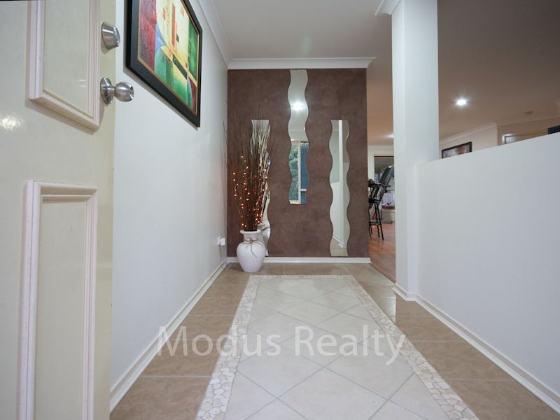 26 Pidgeon Boulevard, Crestmead QLD 4132