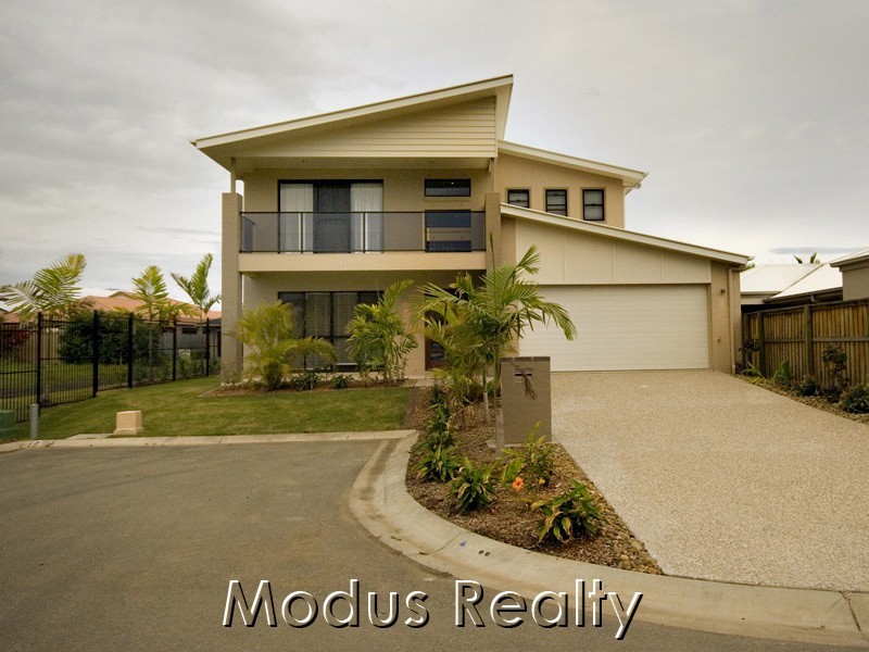 5 Lakeside Court, Windaroo QLD 4207