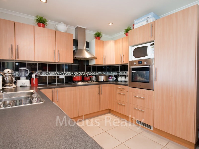 38 Brentwood Drive, Daisy Hill QLD 4127