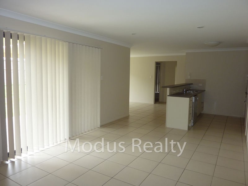 28a Spruce Street, Loganlea QLD 4131