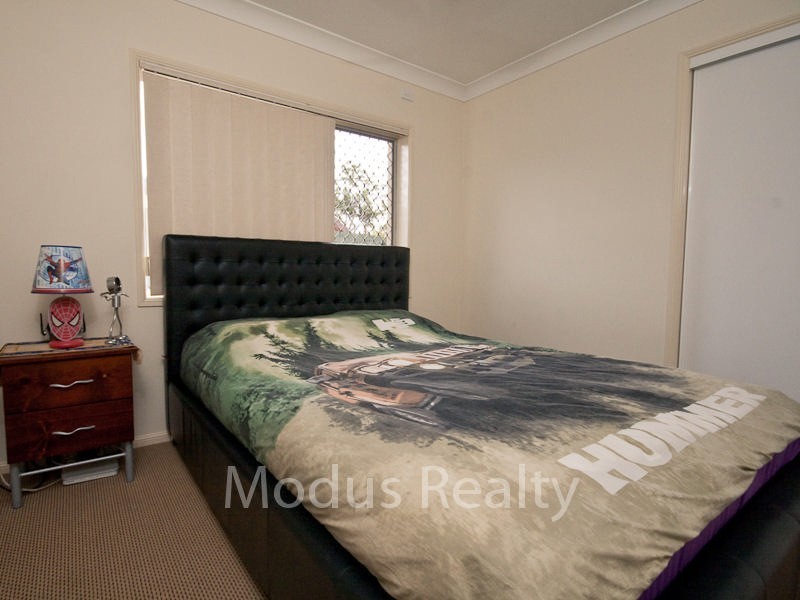 5 Van Dieman Crescent, Springwood QLD 4127