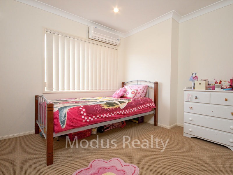 5 Van Dieman Crescent, Springwood QLD 4127