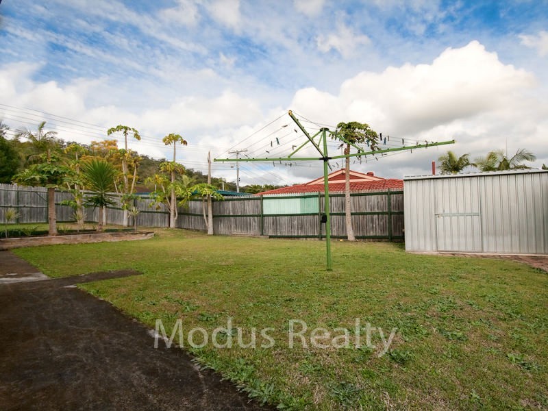 5 Van Dieman Crescent, Springwood QLD 4127